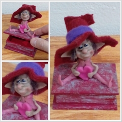 Cajita Libro Guarda Tesoros con Duende Protector 8x6cm - Modelo 1