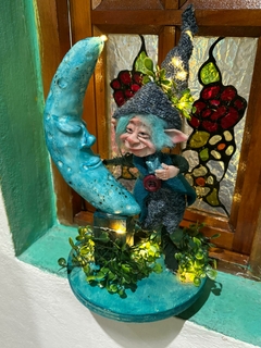 Duende Tommy y su Luna Mágica 28cm - tienda online