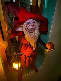 Imagen de Duende Ulises Articulado Ilumina Caminos de 55cm aprox de Alto