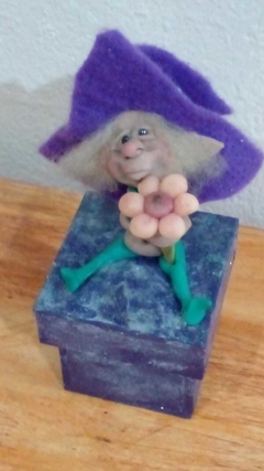 Cajita Guarda Tesoros con Duende Protector 8x6cm - Modelo 3 - Cosas de Duendes