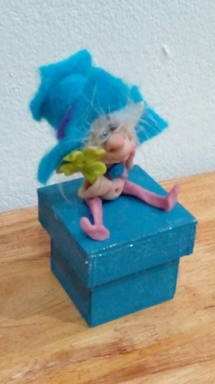 Imagen de Cajita Guarda Tesoros con Duende Protector 8x6cm - Modelo 5