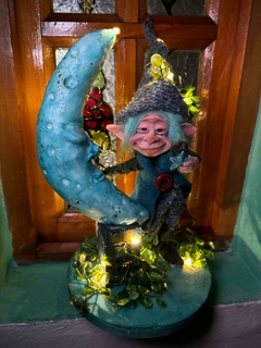 Duende Tommy y su Luna Mágica 28cm - Cosas de Duendes