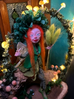 Hada Flor Adele con Bosque Encantado con luces - Cosas de Duendes