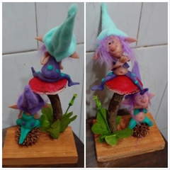 Duendes con base de madera 22x12cm - comprar online