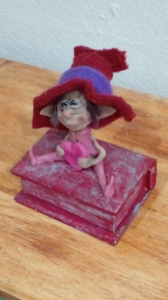Cajita Libro Guarda Tesoros con Duende Protector 8x6cm - Modelo 1 - tienda online