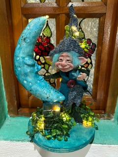 Imagen de Duende Tommy y su Luna Mágica 28cm