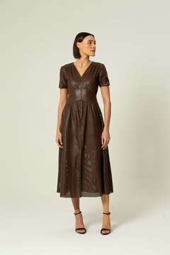 Vestido de Couro midi - comprar online