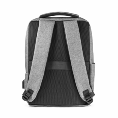 Mochila para notebook em nylon 300D com placa de para personalização. - loja online