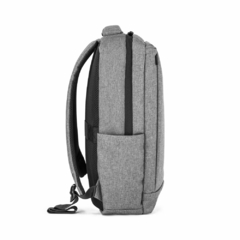 Mochila para notebook em nylon 300D com placa de para personalização. - comprar online