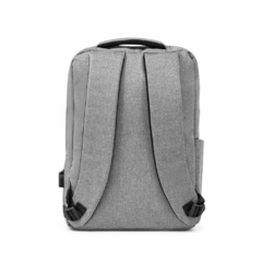 Mochila personalizada para notebook em nylon 300D melange com saída usb - loja online