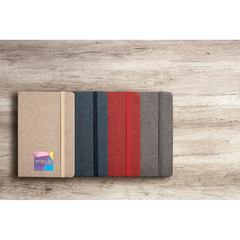 Caderno personalizado tipo moleskine A5 com capa dura forrada em tecido poliéster - comprar online