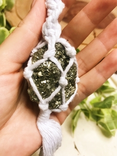 Amuleto com cristais - Sougay