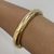 BRACELETE ORGÂNICO ARREDONDADO DOURADO - comprar online