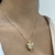COLAR RELICÁRIO CORAÇÃO CRAVEJADO DOURADO - Olimavie Semijoias
