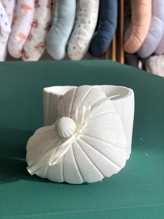 Alhajero tapa corazón / blanco y gris