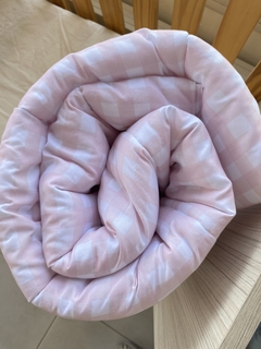 Acolchado para cuna / cuadrille rosa en internet