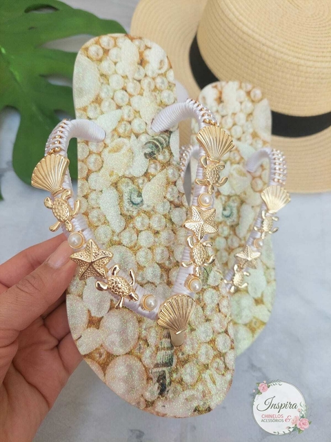 Havaianas Conchas e Pérolas