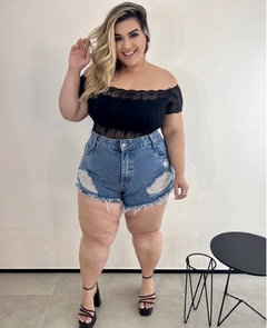 Body Renata na internet