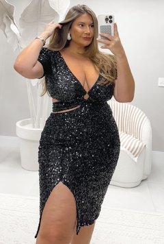 Vestido luxo plus size Coleção Celebration na internet