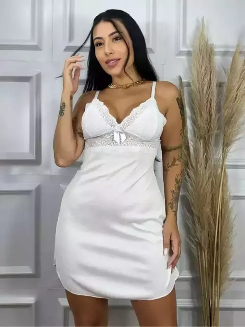 Tamanho G - Camisola Branca em Microfibra e Renda de Alta Qualidade - comprar online