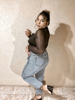 Jeans Mom Jenovia