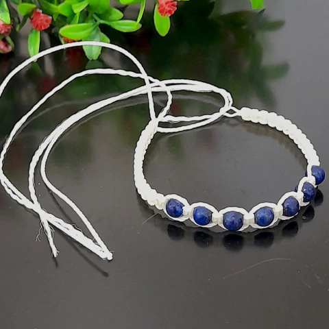 Pulseira / Tornozeleira de Macramê com Lápis-Lazúli - Tamanho Ajustável