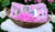 Cesta de Banho Rosa - Cesta, Toalha de Banho Grande Rosa, Bucha Rosa e Sabonetes de 115g Cada Sortidos - Bazar Completo