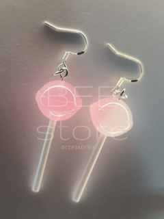 Brinco pirulito rosa