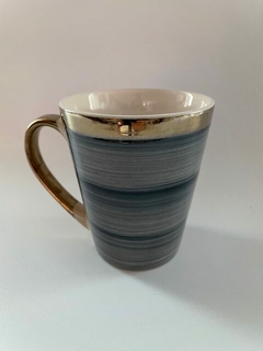 Taza azul y nude
