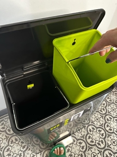 Imagen de Tacho de basura dual reciclador 40 litros