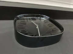 Reloj cuadrado Black & Black - comprar online