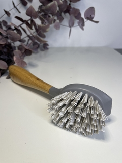 Cepillo Trapani Gris - Tienda de Soluciones
