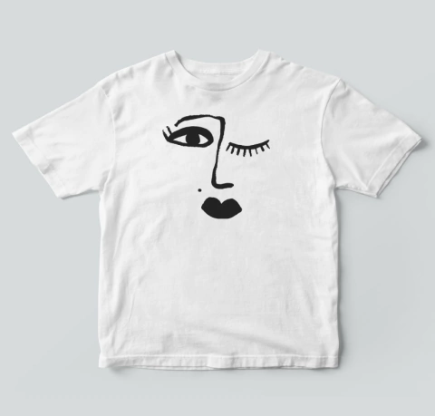 Camiseta Woman Face na internet