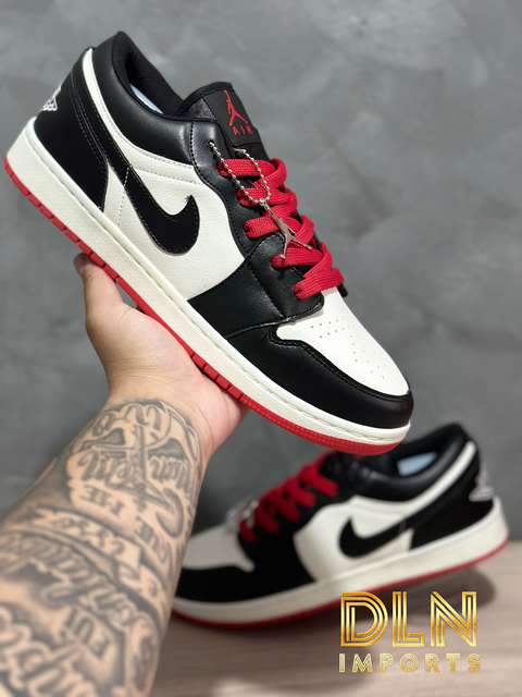 TÊNIS NIKE JORDAN