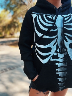 buzo CALAVERA ☠️☠️