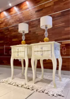Mesa de Luz Reina Ana XL - Pátina Beige/Blanco en internet
