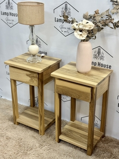 Mesa de Luz Petiribi - 1 cajón + estante