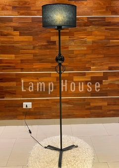 Lámpara de Pie Aura - Negro/Negro - Lamp House