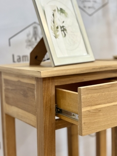 Imagen de Mesa de Luz Petiribi • 1 Cajón