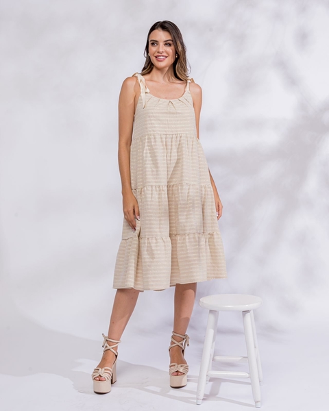 Vestido midi com babados