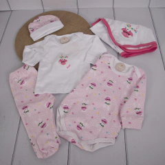 Ajuar de 5 piezas Bunny Love en internet