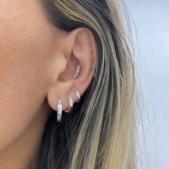 Trio Argola Lisa com Zircônias Banhado a Prata