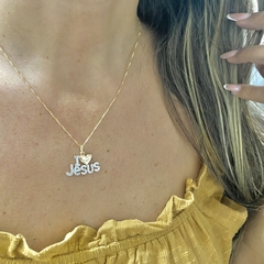 COLAR LOVE JESUS BANHADO A OURO 18K - comprar online