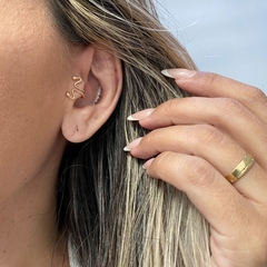 Piercing Fake Torcido Banhado a Ouro 18k