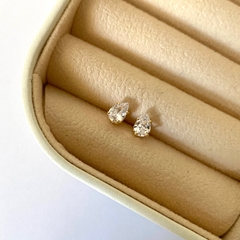 Brinco Gota Cristal Banhado a Ouro 18k na internet