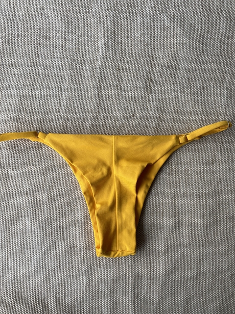 Calcinha Basic com regulagem - Amarelo - comprar online