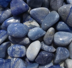 Cuarzo azul rolado