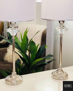LAMPARA JESSIA TROMPO BASE METAL - SOIE TIENDA DECO
