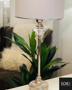 LAMPARA JESSIA TROMPO BASE METAL