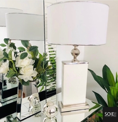 LAMPARA FRIDA RECTANGULAR CUERO BLANCO | ALTURA 64CM - comprar online